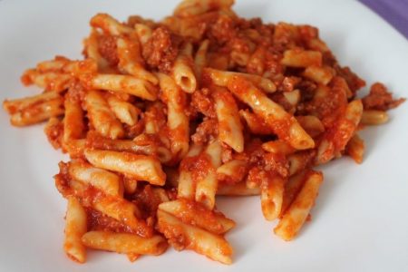 macarrones boloñesa | asaderosavenida.com